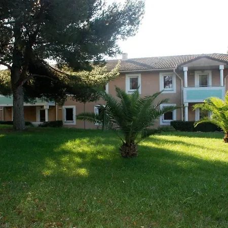 Arcadius Le Petit Hotel Hotel Balaruc-le-Vieux