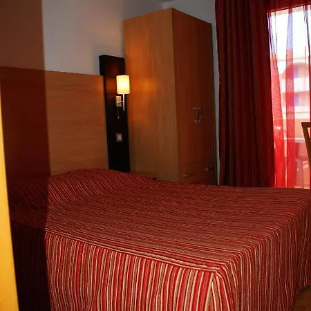 Hotel Arcadius Le Petit Hotel 2*