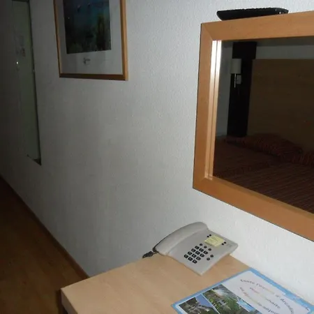 Arcadius Le Petit Hotel