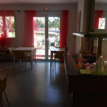 Arcadius Le Petit Hotel 2* Balaruc-le-Vieux