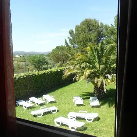 Arcadius Le Petit Hotel Hotel